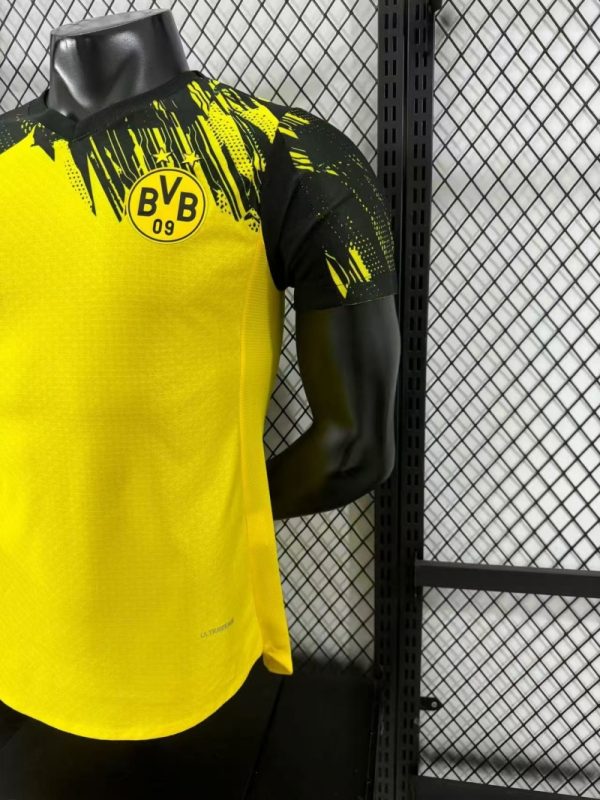 2025-26 Borussia Dortmund Home Soccer Jersey Player Version