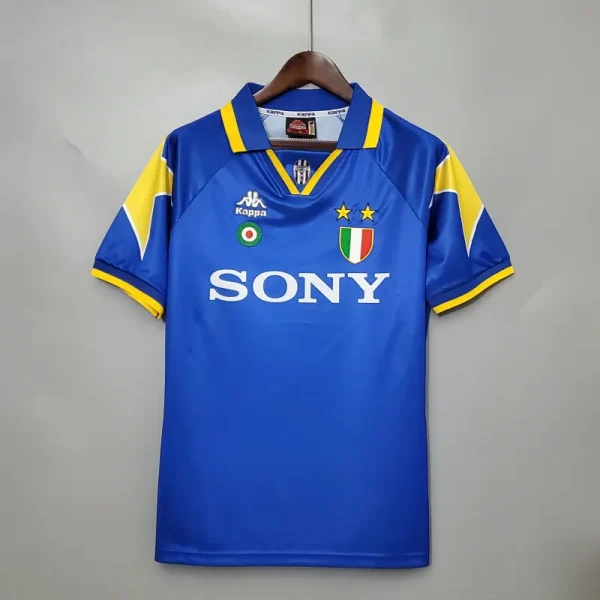 1995-96  Juventus Retro Jersey Away