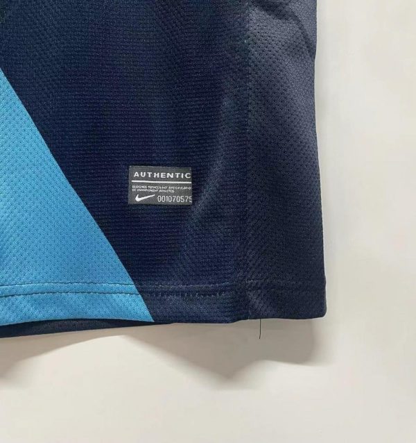 Arsenal Retro  Away Football Shirt 2011/2012