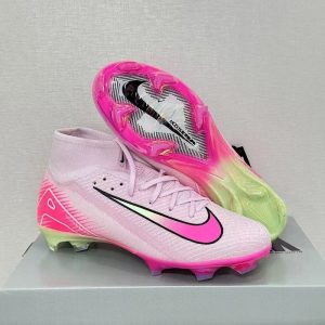 Assassin 16 Football Shoes