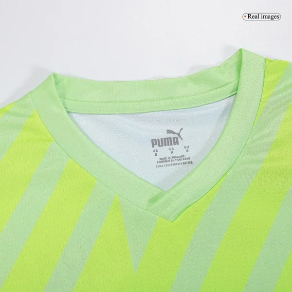 23-24 Borussia M?nchengladbach Goalkeeper Jersey