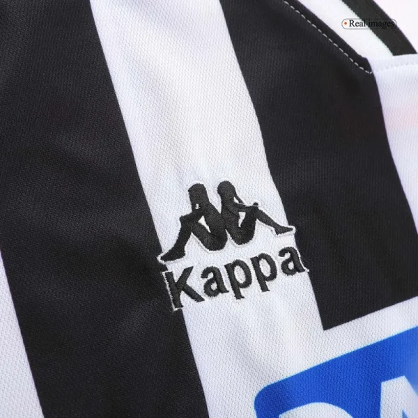 1994-95  Juventus Retro Jersey Home