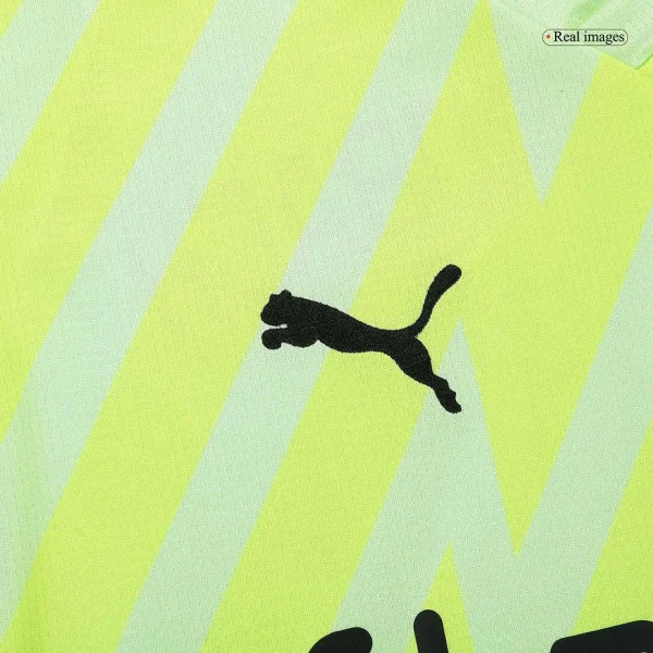 23-24 Borussia M?nchengladbach Goalkeeper Jersey