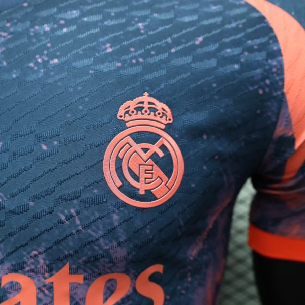 2024-25 Real Madrid Home Soccer Jersey Player Version
