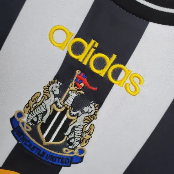 1997/99 Newcastle Retro Jersey Home