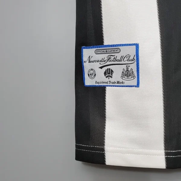 1995/97 Newcastle Retro Jersey Home Long Sleeve