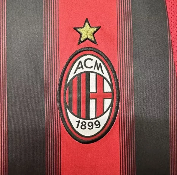2004/05 AC Milan Retro Jersey Home