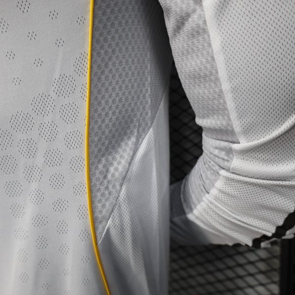 2025-26 Real Madrid Home Soccer Jersey Player Version Shirt Long Sleeve