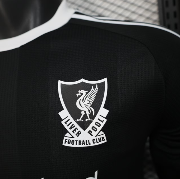 25-26 Liverpool Black Special Player Edition Football Shirt