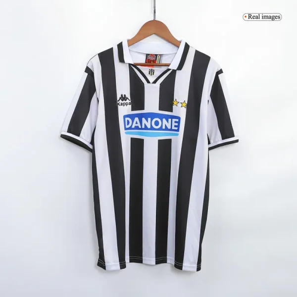 1994-95  Juventus Retro Jersey Home