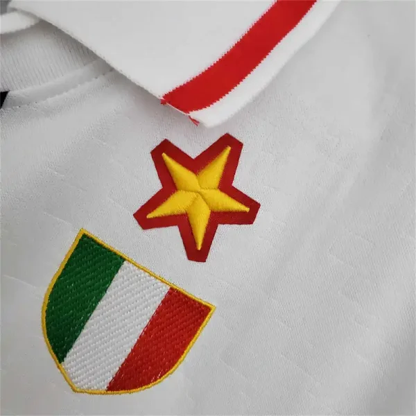 1996/97 AC Milan BAGGIO #18 Retro Jersey Away Replica