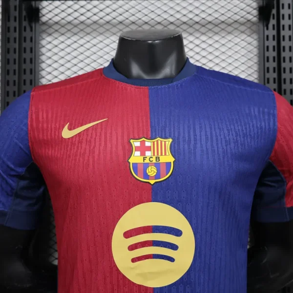 Barcelona Home  Lamine Yamal 19 Shirt  (La Liga) 2024-2025  player Version Size S-4XL