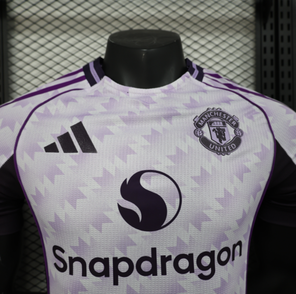 2025-26 Manchester United Special Player Edition football jersey