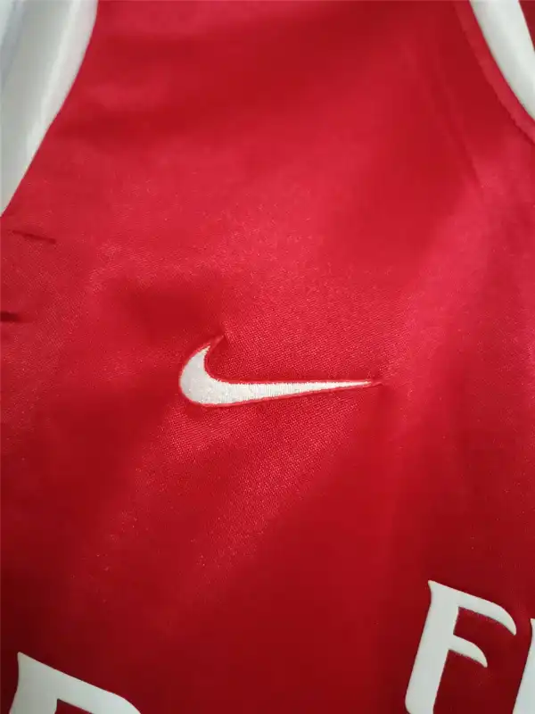 06-07 Arsenal Retro Home Jersey