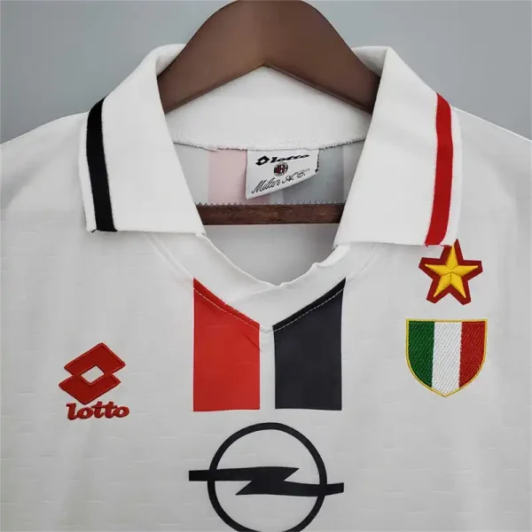 1996/97 AC Milan BAGGIO #18 Retro Jersey Away Replica